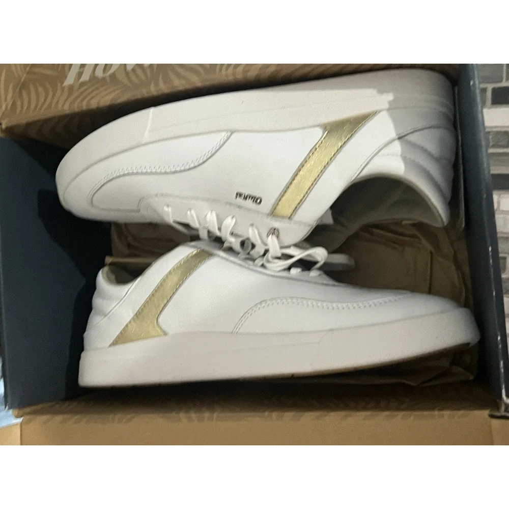Olukai Haupu women's‎ Sneaker Boot White Gold Size 11